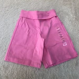 Gap infant girls 12-18 months shorts NWT